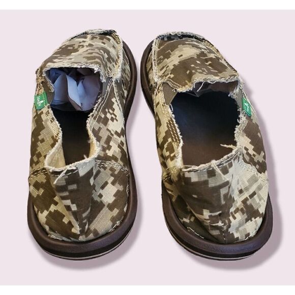 Sanuk Vagabond Slip On Canvas Sidewalk Surfers Shoes Size 5 US Digital Camo - Picture 5 of 8